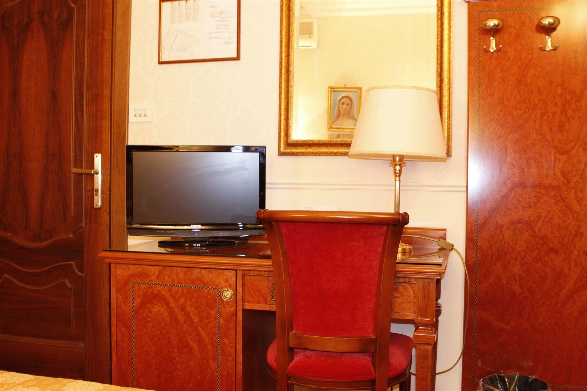 Hotel Genio Ρώμη Εξωτερικό φωτογραφία