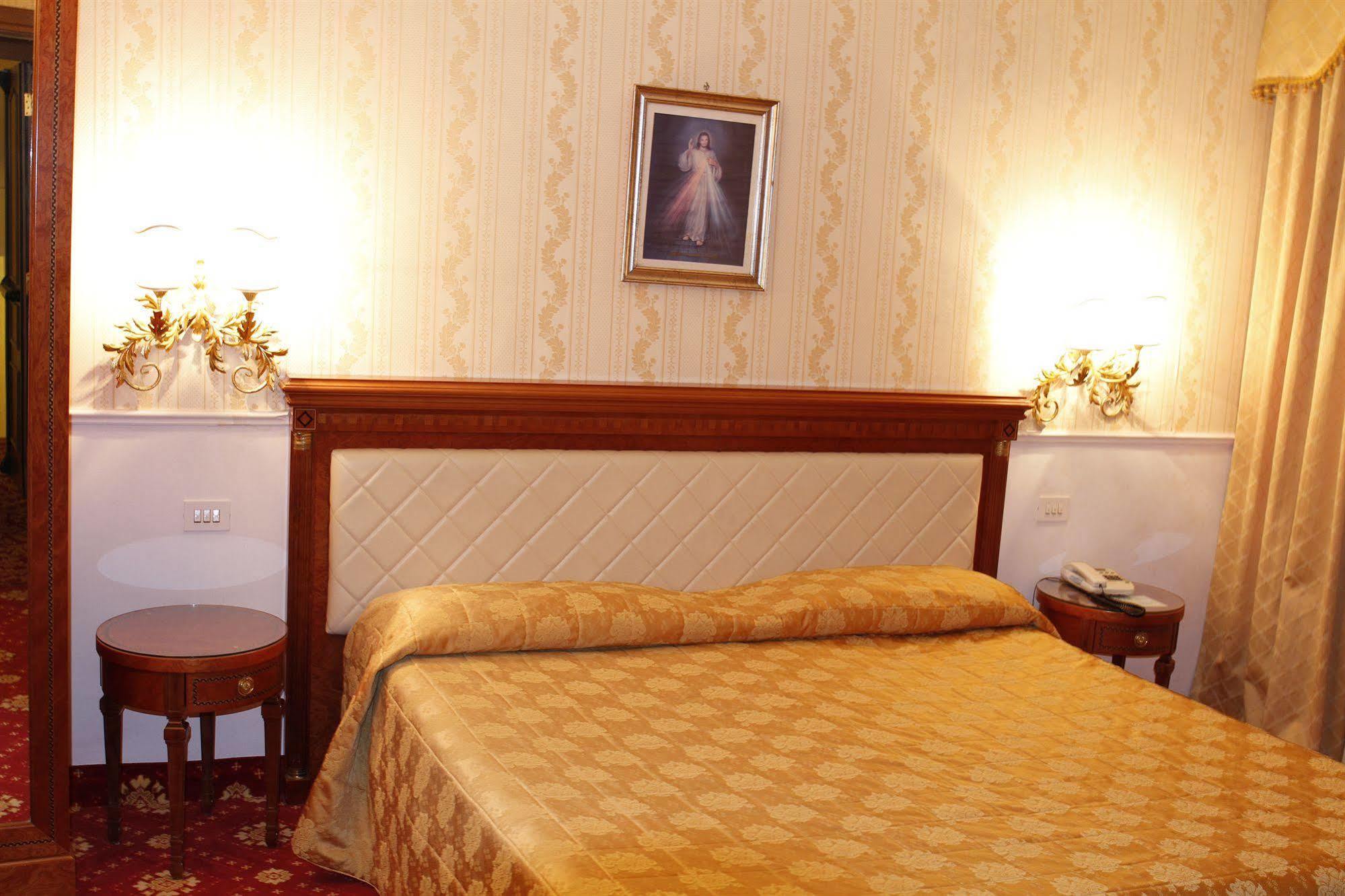 Hotel Genio Ρώμη Εξωτερικό φωτογραφία